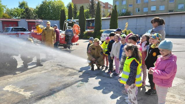 strazak puszcza wode