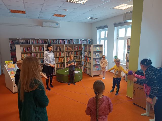 koniczynki buduja siec