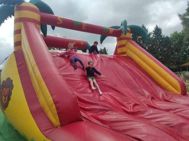 sloneczniki zjezdzaja na dmuchancach