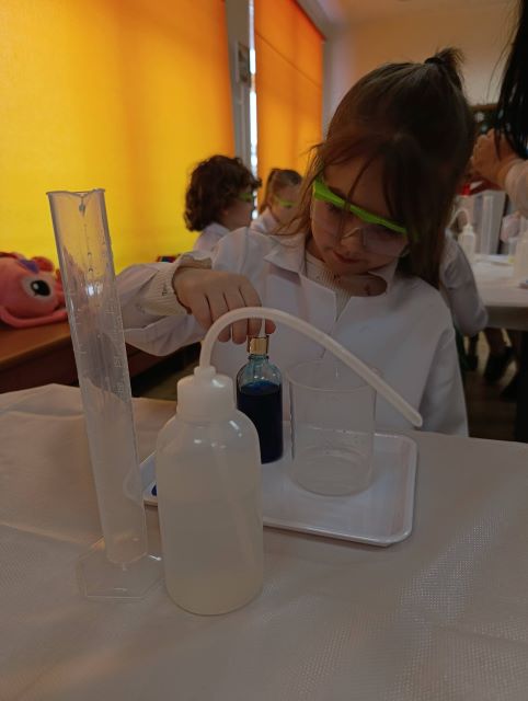 tulipanki robia chmure